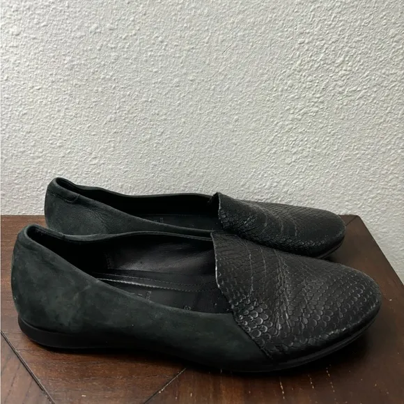 ECCO Touch Ballerina 2.0 Women's Black Leather Flat EU 38 US‎ 7 / 7.5 Snakeskin