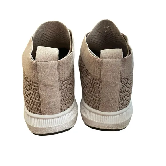 EILEEN FISHER Zing Stretch Knit Pull On Sneakers