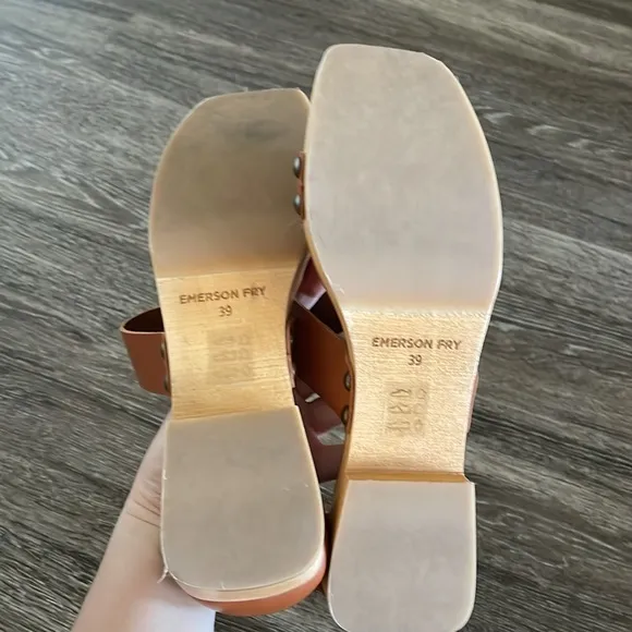 Emerson Fry Clog Low Sandals Women’s Size 8.5 Tuckernuck Cognac Leather Brown