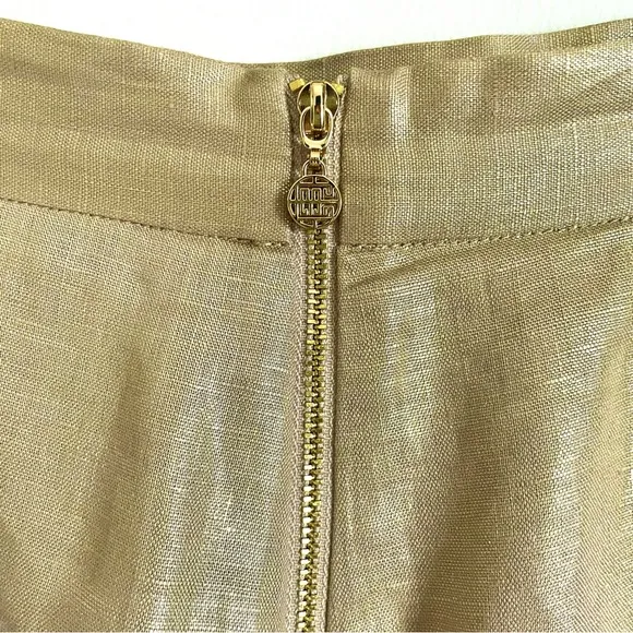 Emily McCarthy Tailored Pleated Linen Gold Metallic Shorts Size M EUC