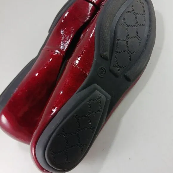 Etienne Aigner E. Zena Buckle Ballet Flats. Woman's 7.5. Red Metallic......... .