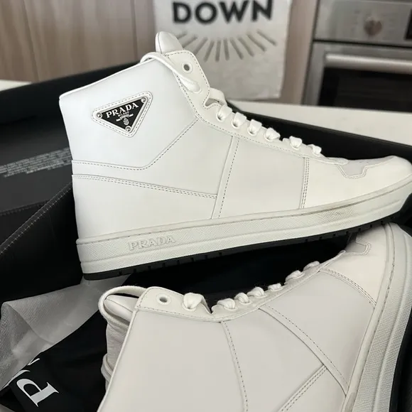 EU 41-42, US MEN’S 8, UK 7. Downtown perforated leather high-top sneakers