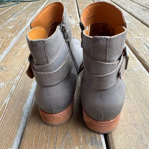 EUC Kork-Ease Gray Leather Viki Bootie in Women's 9.5M