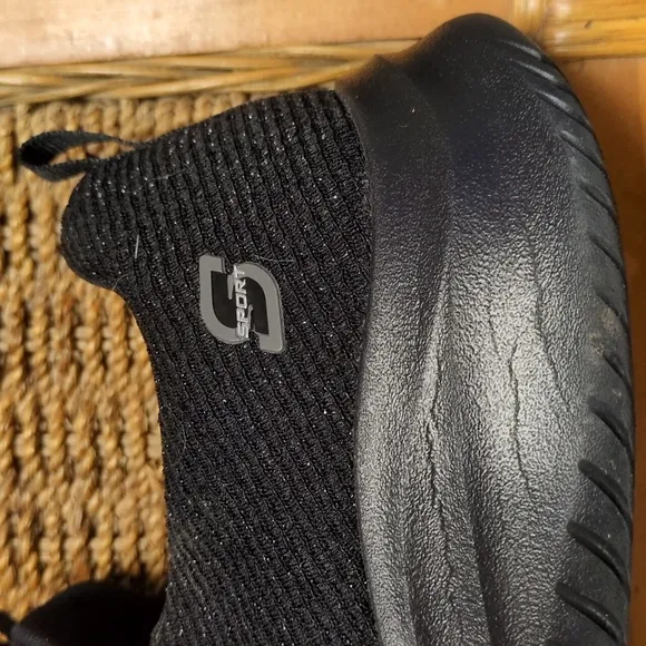 Experience Comfort &amp; Style with Skechers Ultra Flex 3.0 Diamond Dreamer Slip Ins