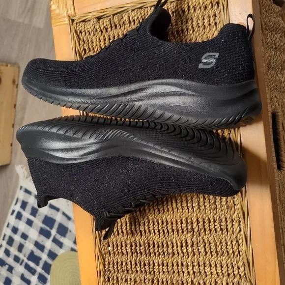 Experience Comfort &amp; Style with Skechers Ultra Flex 3.0 Diamond Dreamer Slip Ins