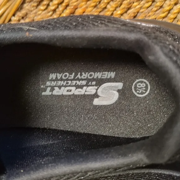 Experience Comfort &amp; Style with Skechers Ultra Flex 3.0 Diamond Dreamer Slip Ins