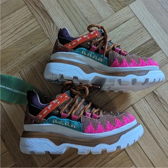 Farm Rio Multicolor Beaded Sneakers Caramel Shoe Sneaker size 6 NWT