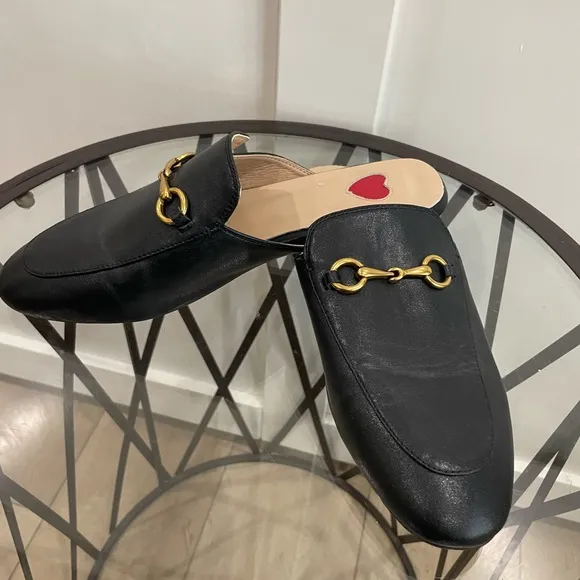 Faux Leather flats - sz EU 39 - US 8