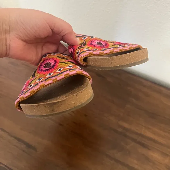 Figue Women's Noona Cork Floral Embroidered Slides Boho Sandals Size 7 1/2