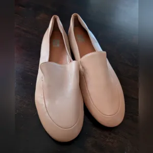 FitFlop Soft Leather Loafers, Dusty Pink. Women's 10