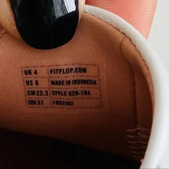 Fitflop Sania Leather Sneakers