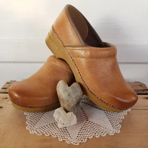 🌿FLASH🌟SALE🌿Honey Dansko Pro Clogs Burnished Distressed Leather Boho 12.5-13