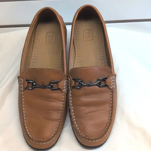 Footjoy men's Club Casual Buckle loafers 9 1/2 M NWOB