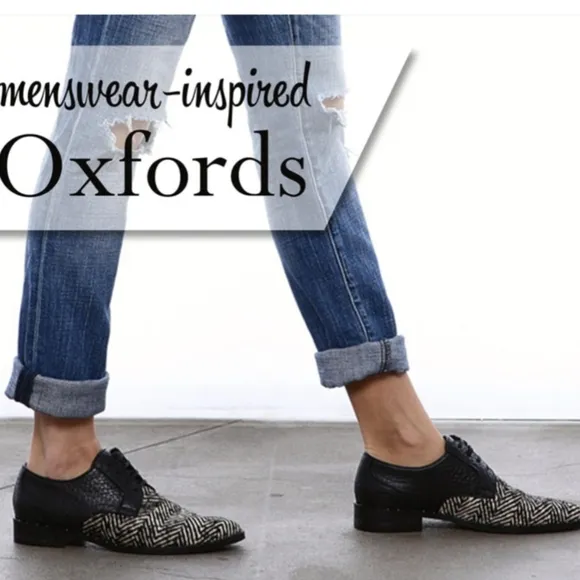 Freda Salvador Strut Studded Calf Hair Oxford Loafer Flats 7 Zebra Black &amp; White