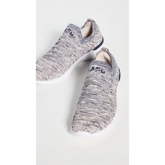 Free People APL Techloom Wave Trainers Sneakers Rose Navy Knit Size 37 US 7 New