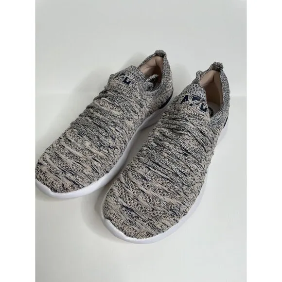 Free People APL Techloom Wave Trainers Sneakers Rose Navy Knit Sz 38.5 US 8 New