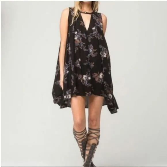 Free People Floral V Neck Sleeveless Black Flowy Swing Mini Dress Size S