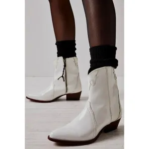 Free People Women's Frontier Western Patent Leather Pointed Toe Ankle Boots 37
