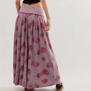 Free People XSmall Skirt Rosebud Maxi Floral Thermal Nirvana Combo in Lilac