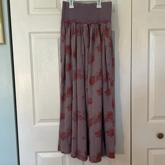 Free People XSmall Skirt Rosebud Maxi Floral Thermal Nirvana Combo in Lilac