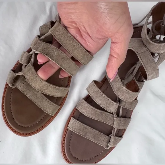 Frye Blair Side-Tie Ghillie Gladiator Sandals SZ 8 M Ash Suede