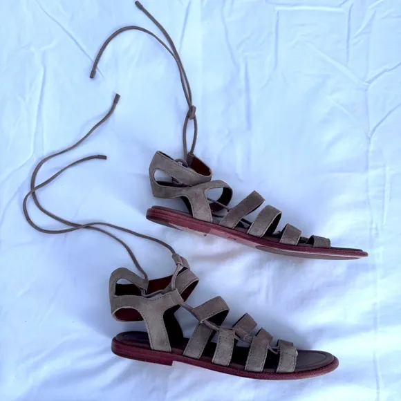 Frye Blair Side-Tie Ghillie Gladiator Sandals SZ 8 M Ash Suede
