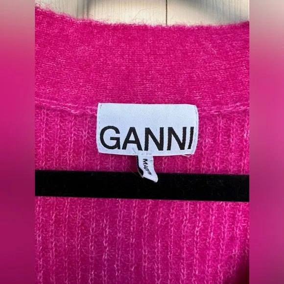 GANNI oversized v neck wool knit jumper sweater hot pink size small