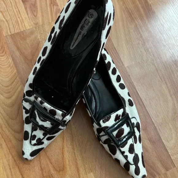 GCI Collection dyed calfskin pointy toe leather kitten loafers sz 7 EUC