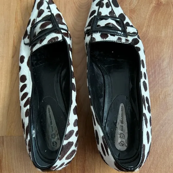 GCI Collection dyed calfskin pointy toe leather kitten loafers sz 7 EUC