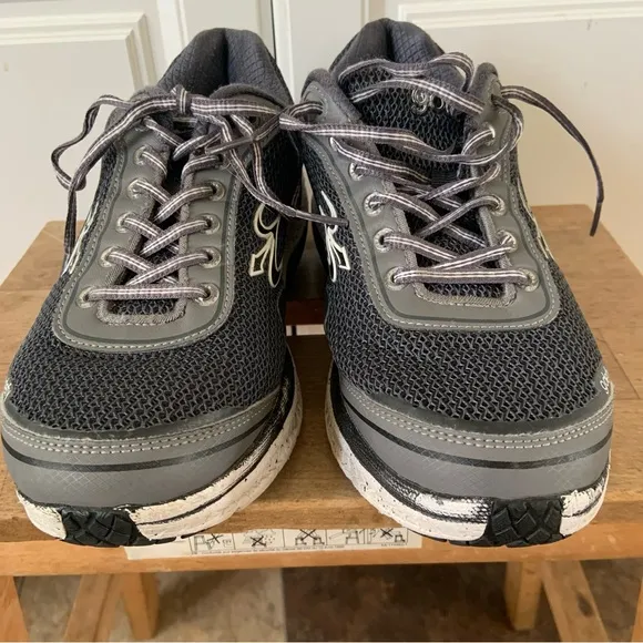 Gdefy Gravity Defyer Men's 9 Mighty Walk Shoes Black Gray Sneakers Comfort Light