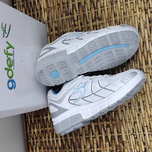 Gdefy Super Walk white and blue therapeutic sneakers