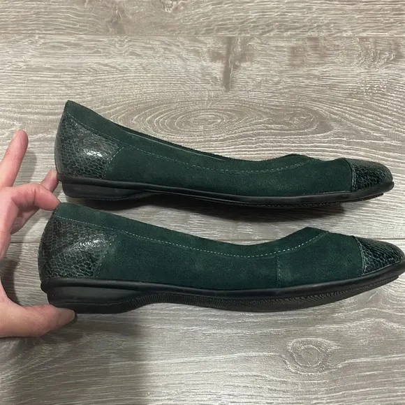G.H. BASS &amp; CO Cara Green Leather Suede Reptile Ballet Flat 8.5