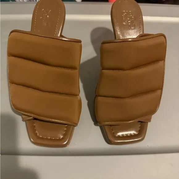Gia Borghini  selva padded mules