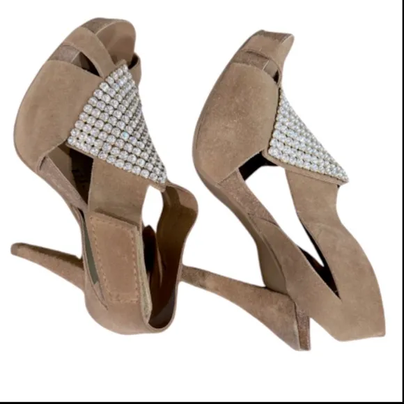 Gorgeous Pedro Garcia Suede Crystal Embellished Slingback Platform Sandals