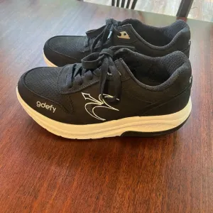 Gravity Defeyer Women's Sneakers New size 8,Black