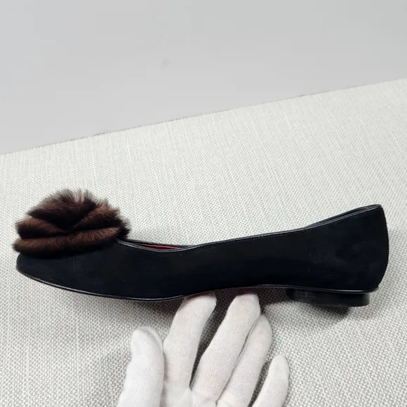 Grigiarancio by Calzaturificio Marco size 7.5 M black leather flats fur rose