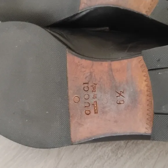 Gucci Black Leather Horsebit Loafers