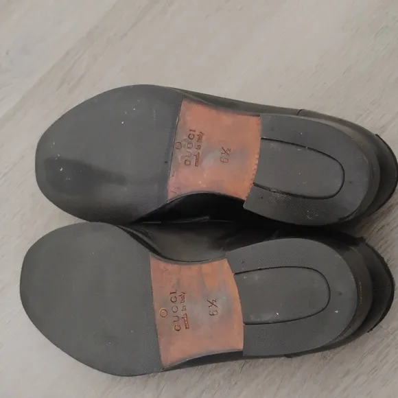 Gucci Black Leather Horsebit Loafers