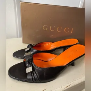 GUCCI Leather Slides Black Kitten Heel Size 6 🧡