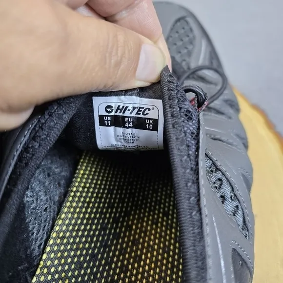 HI-TEC HIKER VENT GRAYHi-Tec Hiker Vent Gray breathable sneakers to walk