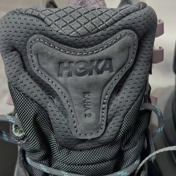 HOKA ONE ONE Kaha 2 Gore Tex Hiking Boots Womens 9.5