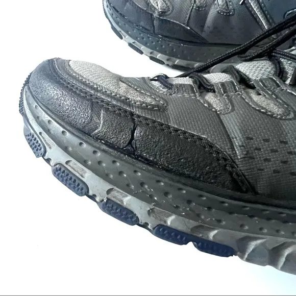 hoka one one tor tech mid waterproof hiking boots