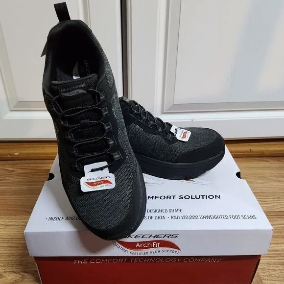 ⛔️HP 11/5⛔NIB Skechers Black Arch Fit Air Cooled Memory Foam Men's 10.5 Sneakers