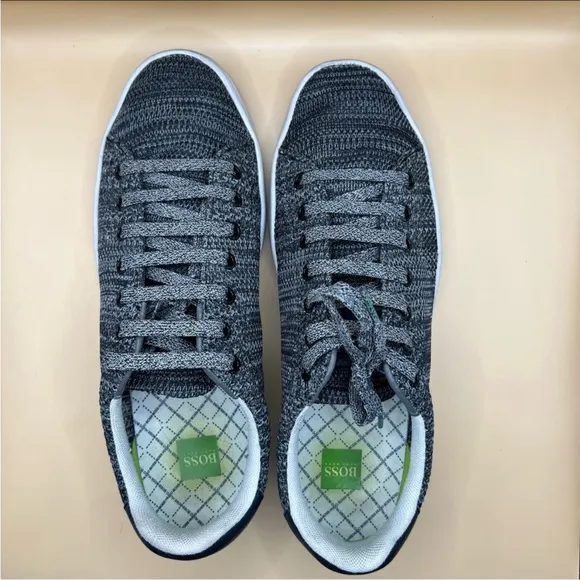 Hugo Boss Men’s Rayadv Knit-like Sneakers Size 42 (9US) grey/white GUC