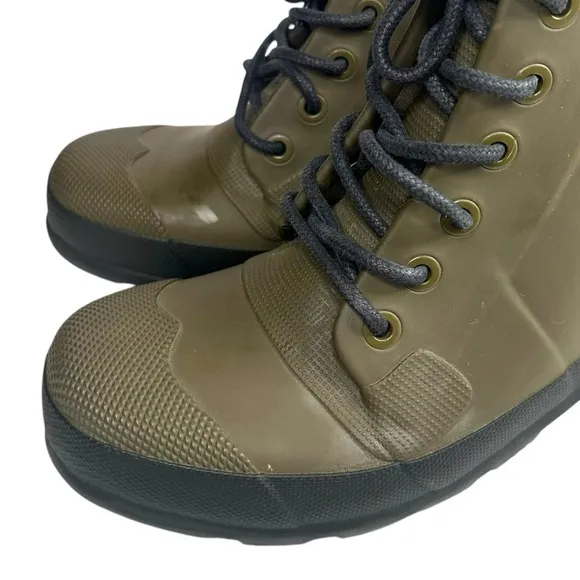 Hunter Men’s Original Rubber Green Lace-Up Boots Size 9