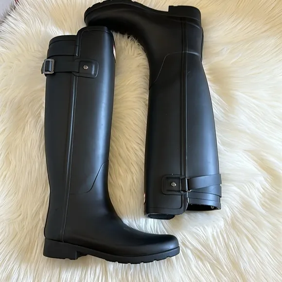 Hunter Women’s Refined Slim Fit Rain Boots