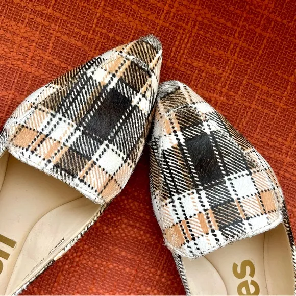 Hush Puppies Hazel Pointe Flat Loafers in Retro Plaid Size 6.5W NIB &amp; NWT