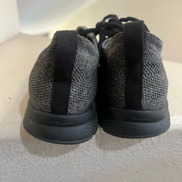 Hylo‎ Light Running Style Sneakers Grey Size Men’s 11.5 Women’s 13