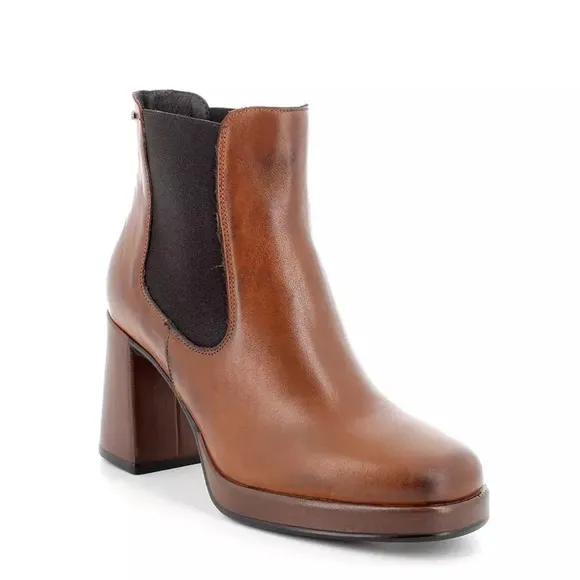 Igi&amp;Co Leather Ankle Boots Beatles with Heels Cognac Brown Women’s Size 5