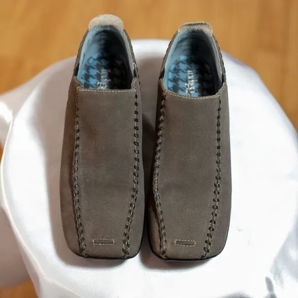 Indigo by Clarks Womens Shoes Slip On Loafers Suede Brown Size 6M
